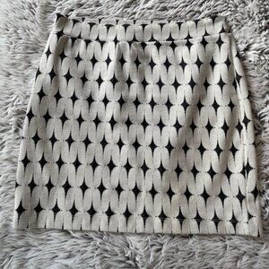 Renee C Black/White Geometric Mini Skirt